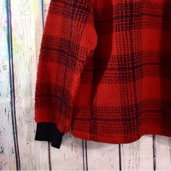 Men's Old Navy Cozy Patterned Sherpa
Quarter Zip Sweatshirt MEDIUM.. - Picture 3 of 9